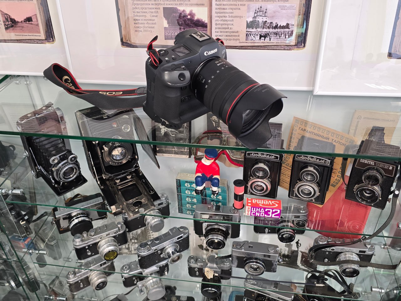 Школа № 14 после капремонта вышла на новый уровень: в этом убедился в ходе посещения занятий, которые приурочены к годовщине со дня рождения Якова Лейцингера Школа № 14 после капремонта вышла на новый уровень: в этом убедился в ходе посещения занятий, которые приурочены к годовщине со дня рождения Якова Лейцингера