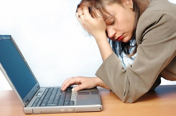 Как компьютерная зависимость влияет на нашу жизнь: виды и лечение