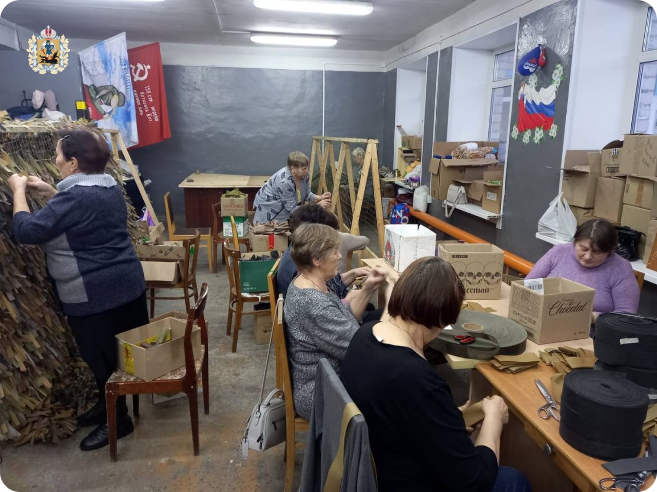 Жительница Коношского района Вера Калинина помогает бойцам на передовой Жительница Коношского района Вера Калинина помогает бойцам на передовой