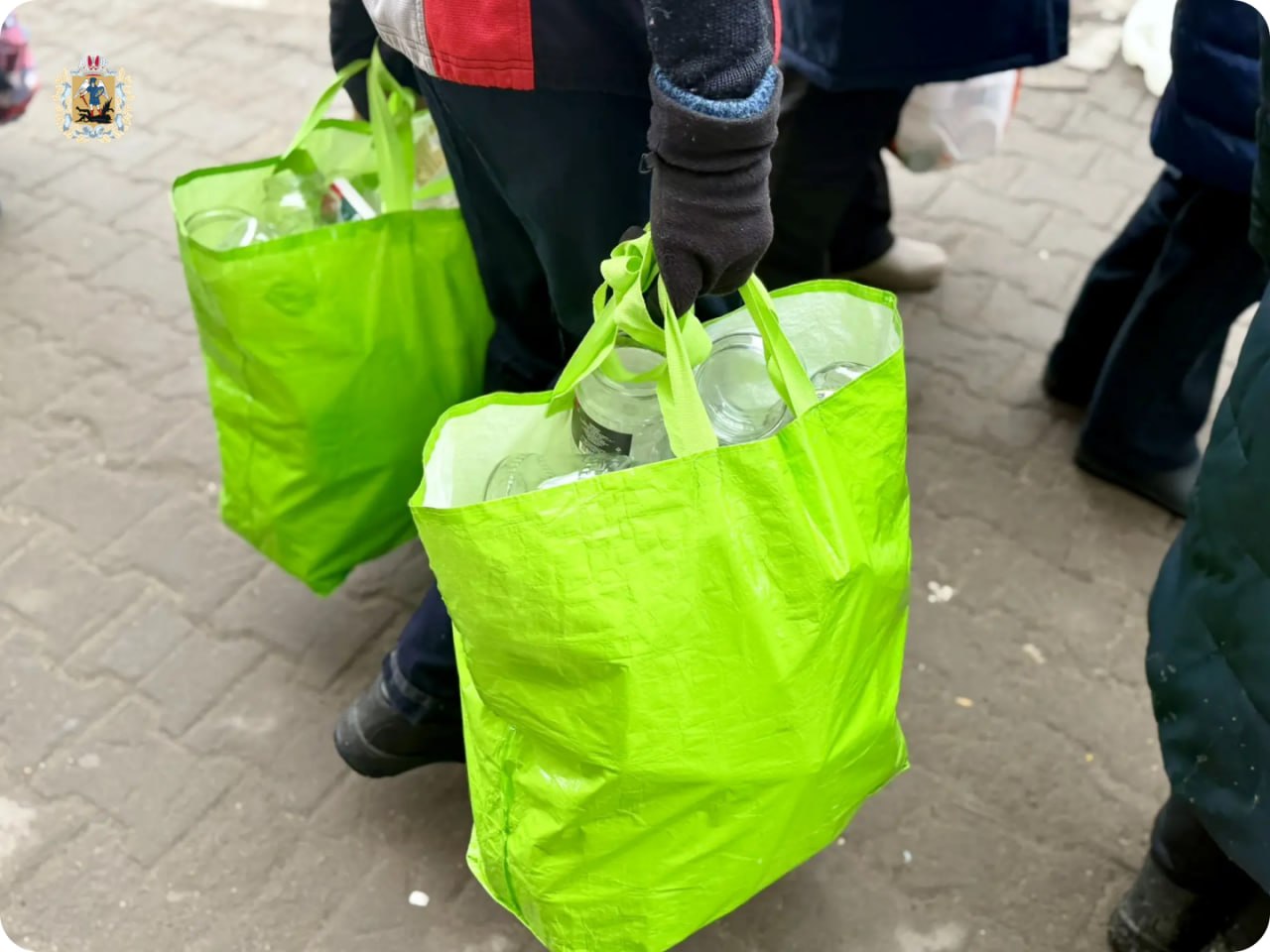 В Архангельске и Северодвинске в рамках акции «Не выбрасывай, а сдавай!» собрано более 3,1 тонны вторсырья В Архангельске и Северодвинске в рамках акции «Не выбрасывай, а сдавай!» собрано более 3,1 тонны вторсырья