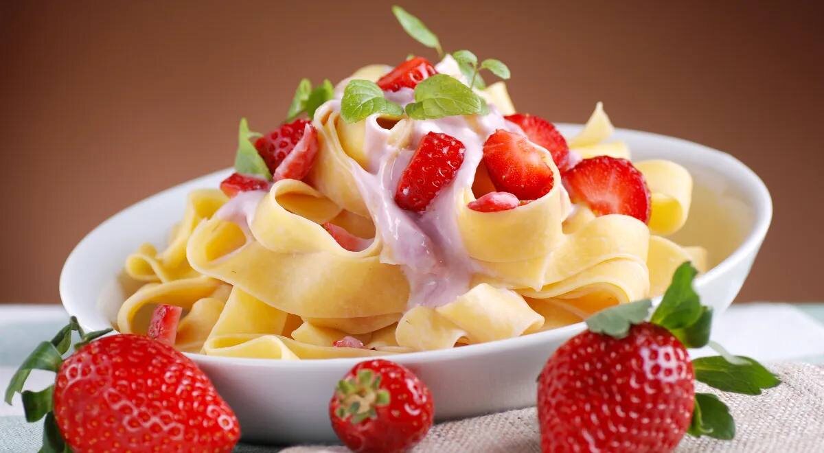 Паста с клубникой и мягким сыром: летний хит, который стоит попробовать
