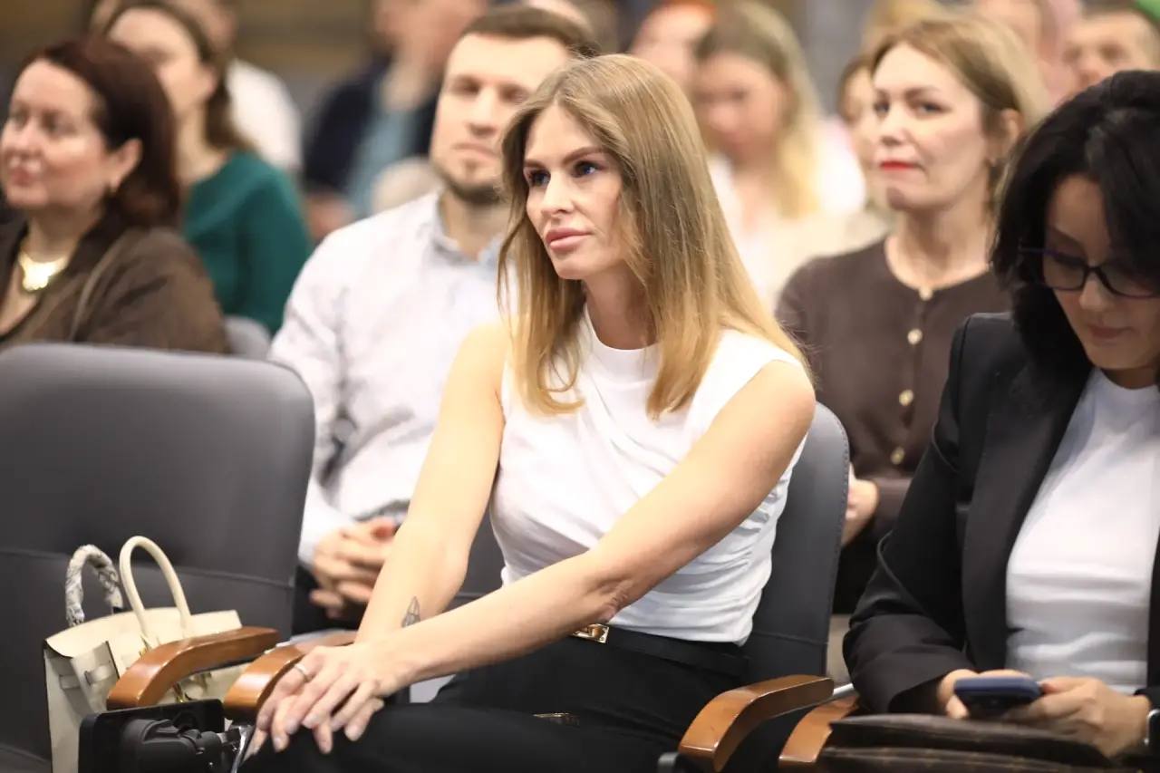 Александр Цыбульский: Архангельская область традиционно остается регионом, где малый и средний бизнес играют ключевую роль в развитии экономики и качества жизни Александр Цыбульский: Архангельская область традиционно остается регионом, где малый и средний бизнес играют ключевую роль в развитии экономики и качества жизни