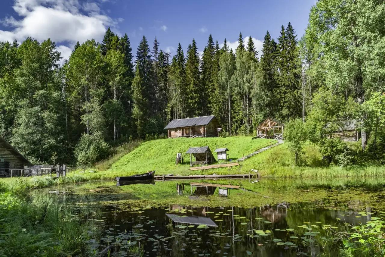 Александр Цыбульский: Сегодня экологический туризм становится естественной частью бережного отношения к природе Александр Цыбульский: Сегодня экологический туризм становится естественной частью бережного отношения к природе