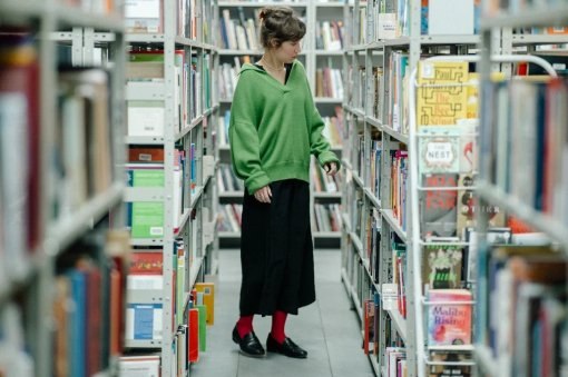 Добролюбовка приглашает встретить весну цветочной акцией