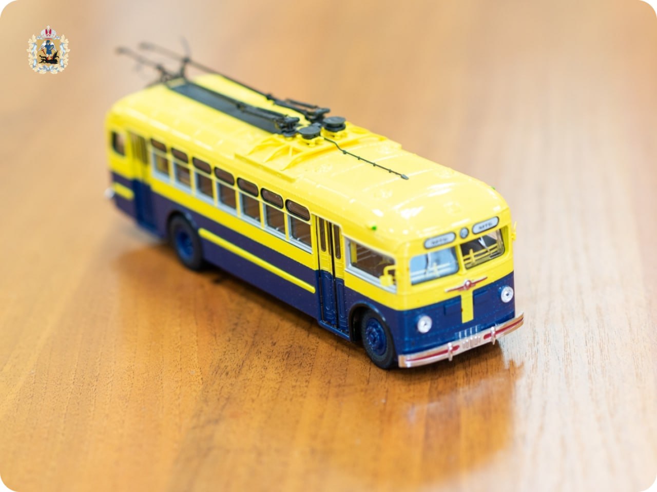 Заведующий сектором редких книг и коллекций САФУ Александр Полосков собирает уникальные модели трамваев, троллейбусов и автобусов Заведующий сектором редких книг и коллекций САФУ Александр Полосков собирает уникальные модели трамваев, троллейбусов и автобусов