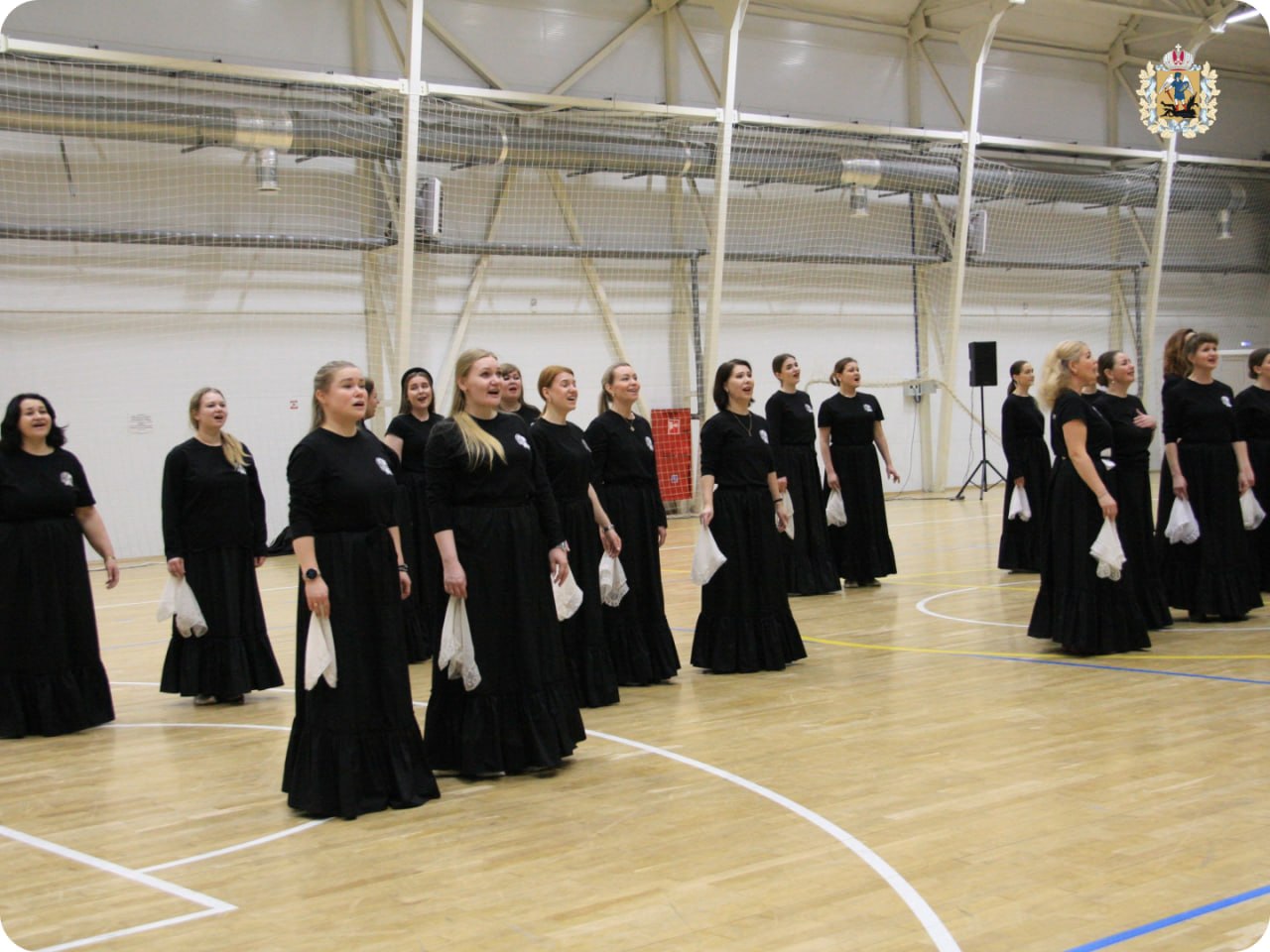 Северный хор готовится к выступлению в Государственном Кремлевском дворце Северный хор готовится к выступлению в Государственном Кремлевском дворце