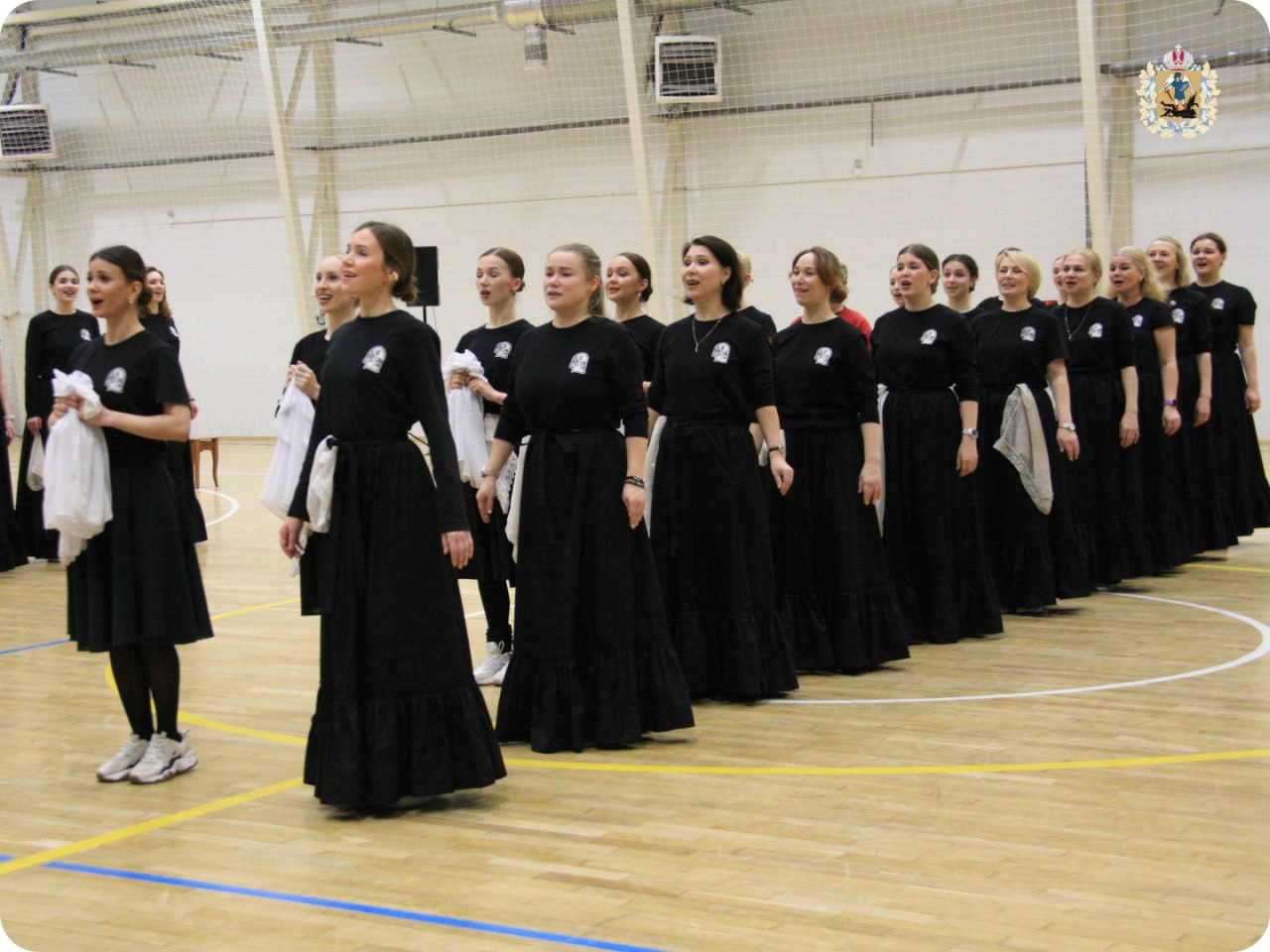 Северный хор готовится к выступлению в Государственном Кремлевском дворце