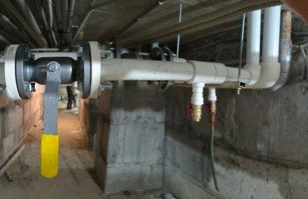 Где проходит граница между общедомовыми и личными трубами в квартире?