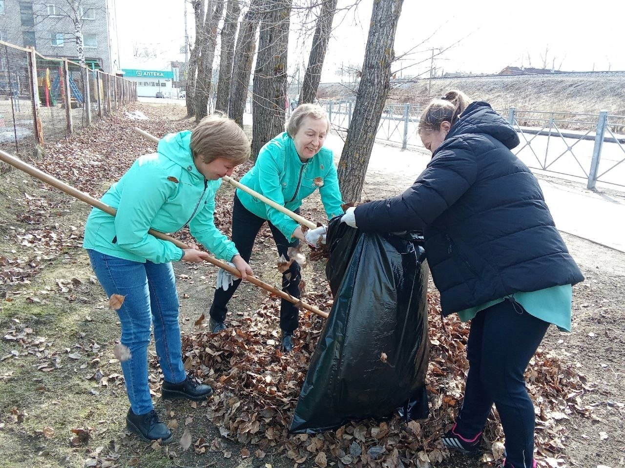 Сделаем город чистым вместе! Сделаем город чистым вместе!
