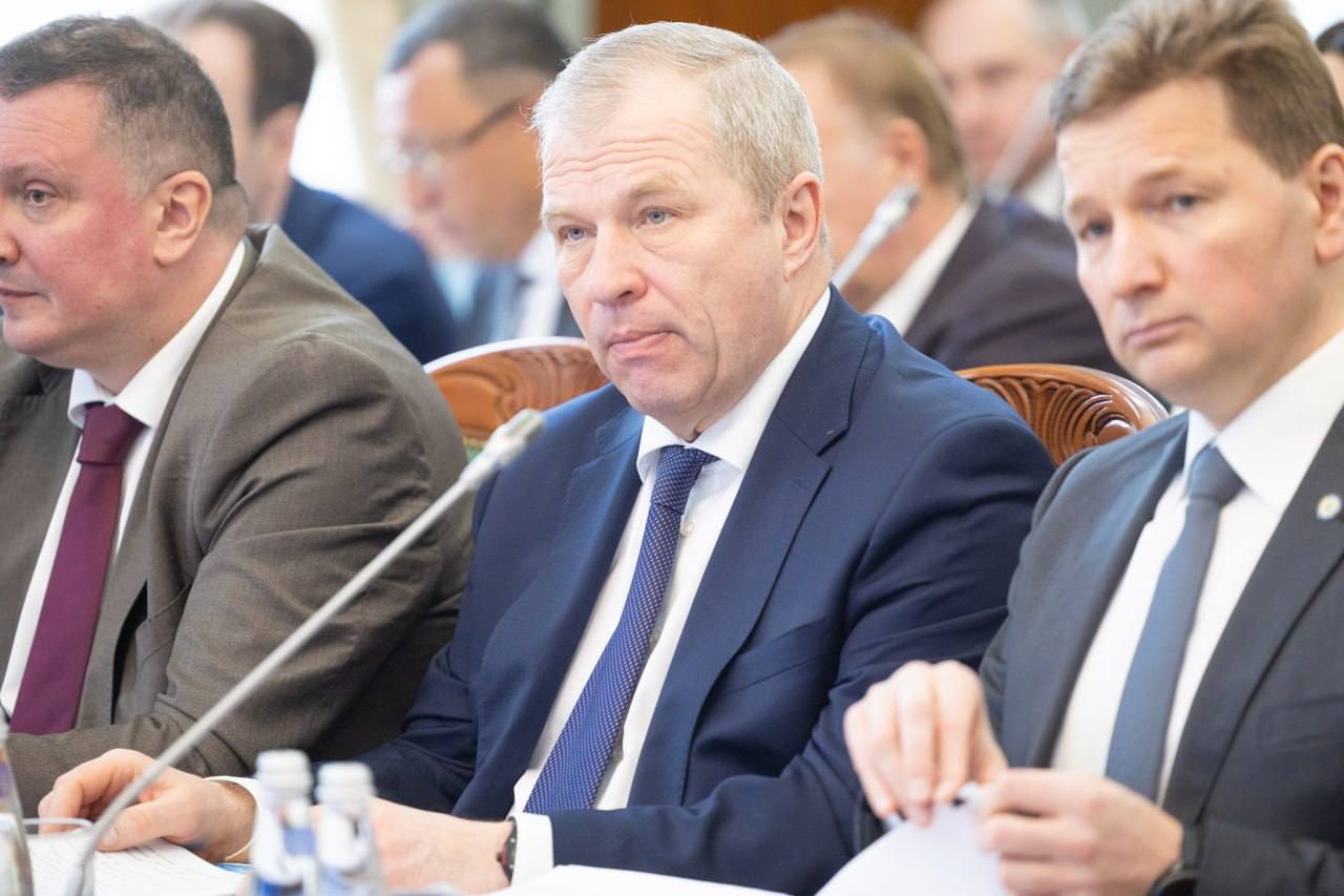 Александр Цыбульский: Сегодня на выездном заседании совета при полномочном представителе Президента России в СЗФО Игоре Михайловиче Рудене обсудили, как сделать транспортную связь с Калининградской областью еще надежнее Александр Цыбульский: Сегодня на выездном заседании совета при полномочном представителе Президента России в СЗФО Игоре Михайловиче Рудене обсудили, как сделать транспортную связь с Калининградской областью еще надежнее