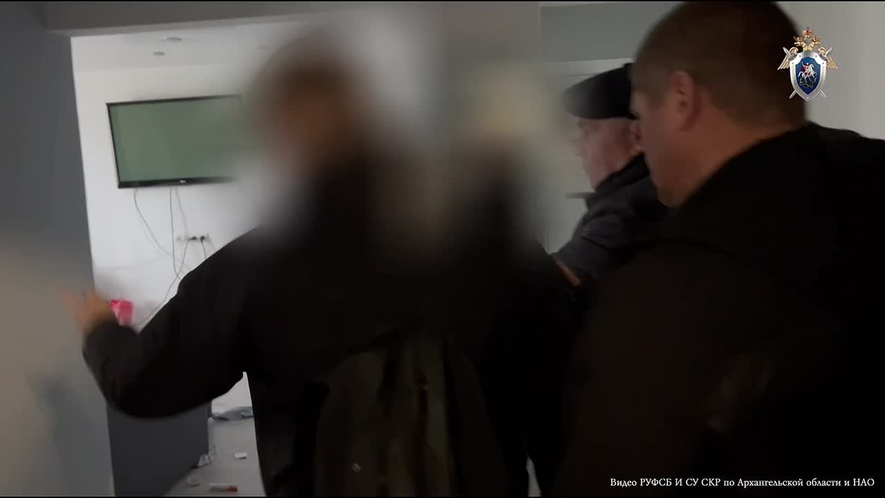 Жители Котласа предстанут перед судом по обвинению в участии в деятельности террористической организации и в вандализме