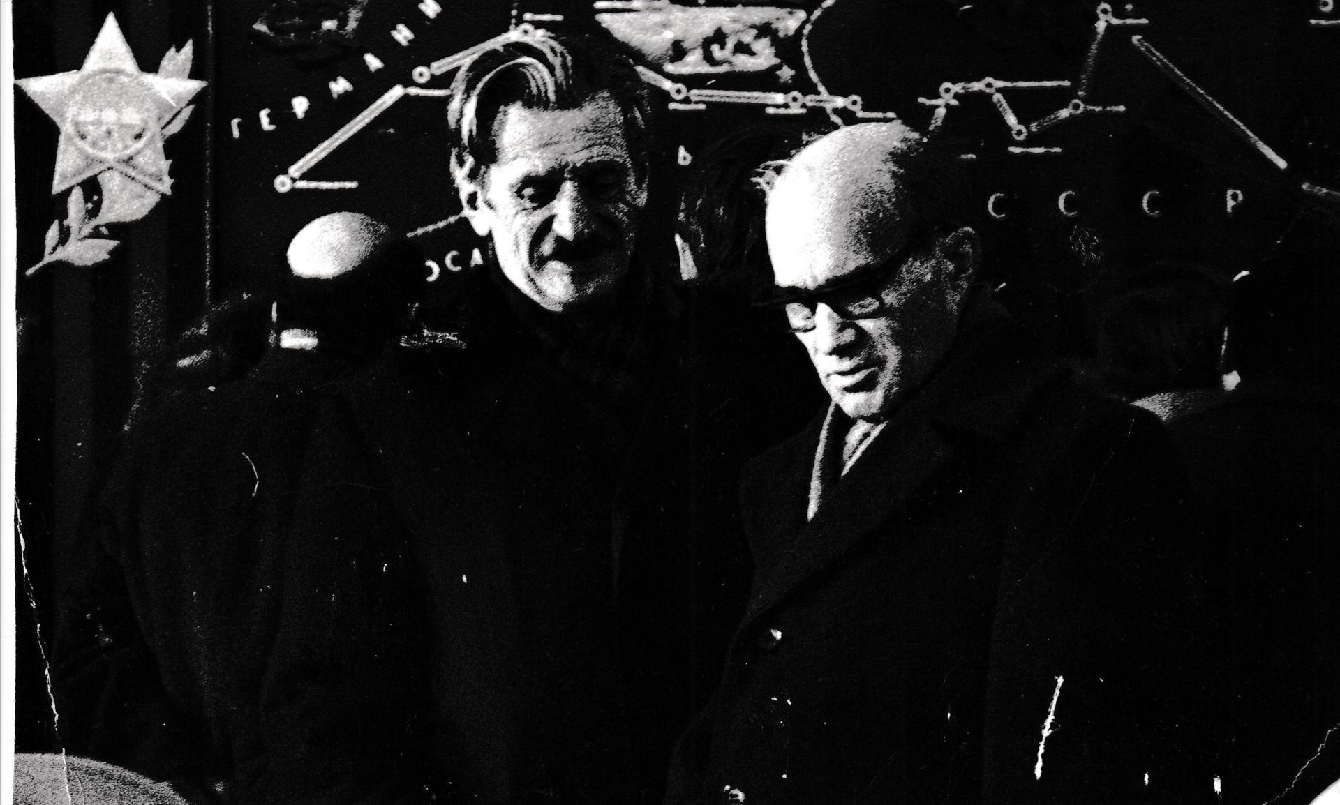 Это было 109 лет назад…. Сегодня день рождения у старейшей газеты Архангельской области — «Правда Севера» Это было 109 лет назад…. Сегодня день рождения у старейшей газеты Архангельской области — «Правда Севера»