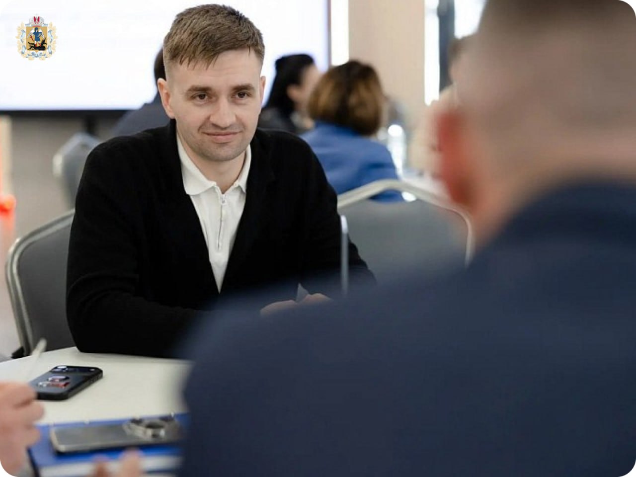 Слушатель кадрового проекта для бойцов СВО «Защитники. Под крылом Архангела» Илья Жердев представляет Архангельскую область на федеральной программе «Молодежное парламентское единство»