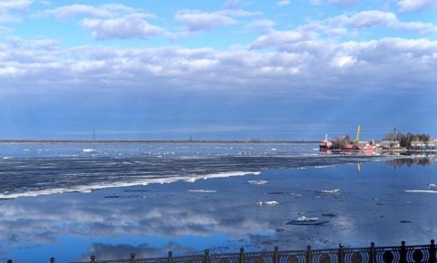 Гидрологическая обстановка на реках Поморья: ледоход на Северной Двине развивается, на Пинеге сохраняется затор