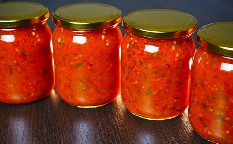 Как грузинская аджика преображает ваши зимние блюда: рецепты и советы