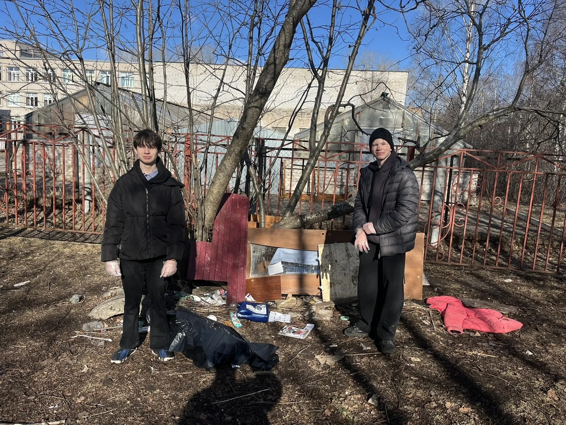 В школах города стартовали весенние субботники! В школах города стартовали весенние субботники!