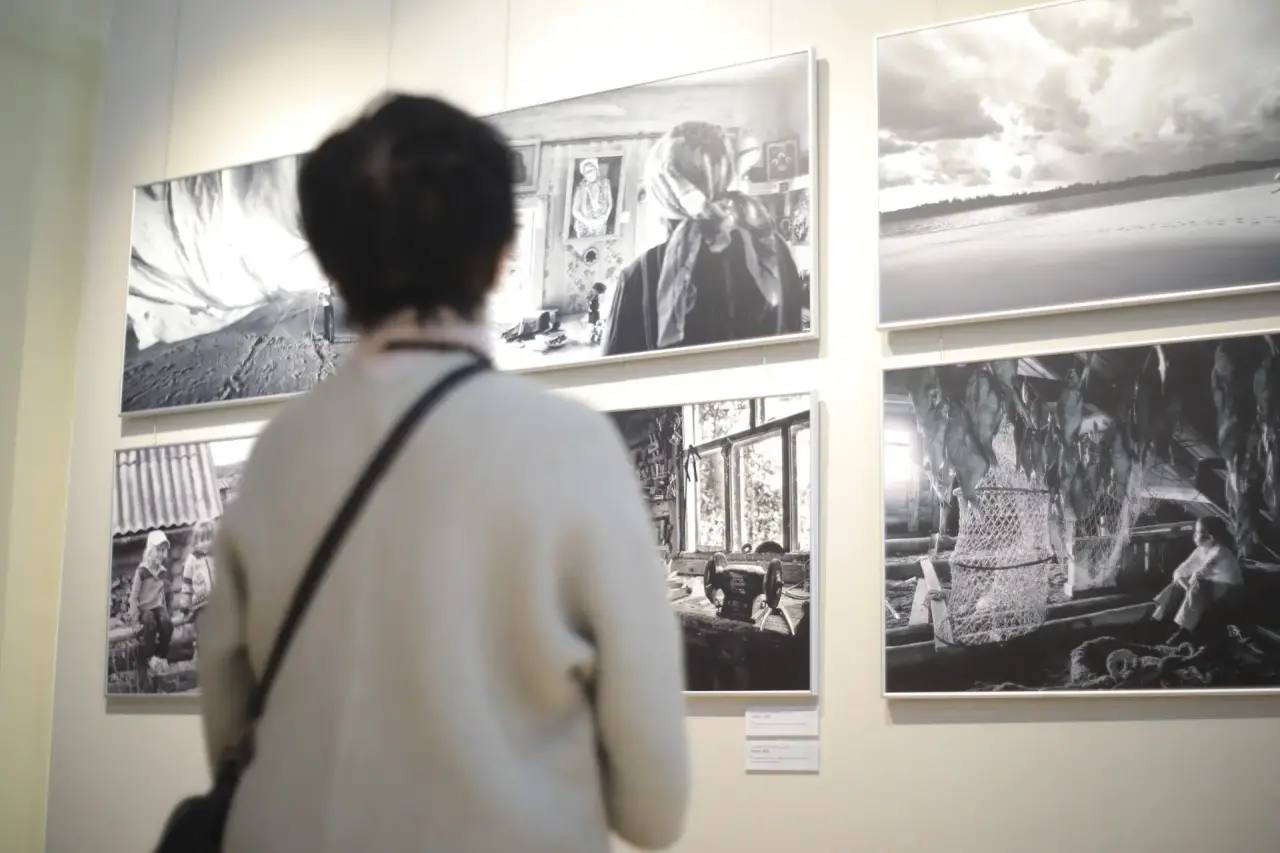 Александр Цыбульский: В Архангельске начал работу выставочный проект «С Севера мы», приуроченный к Году культуры Русского Севера, который в этом году объявлен в регионе Александр Цыбульский: В Архангельске начал работу выставочный проект «С Севера мы», приуроченный к Году культуры Русского Севера, который в этом году объявлен в регионе