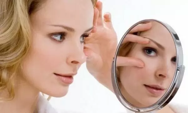 Как быстро избавиться от морщин вокруг глаз: секреты, которые стоит знать