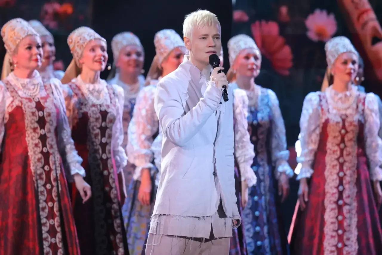 Александр Цыбульский: Сегодня в Кремлевском Дворце в Москве прозвучала «Песнь Русского Севера»: Государственный академический Северный русский народный хор выступил с большим концертом, посвященным 100-летию коллектива Александр Цыбульский: Сегодня в Кремлевском Дворце в Москве прозвучала «Песнь Русского Севера»: Государственный академический Северный русский народный хор выступил с большим концертом, посвященным 100-летию коллектива