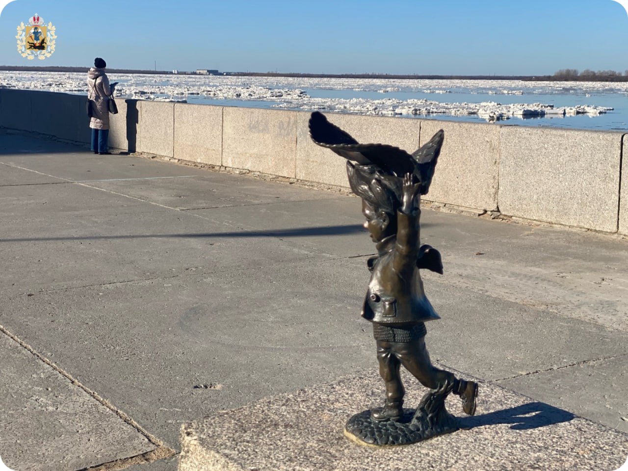 Ледоход пришел в Архангельск Ледоход пришел в Архангельск