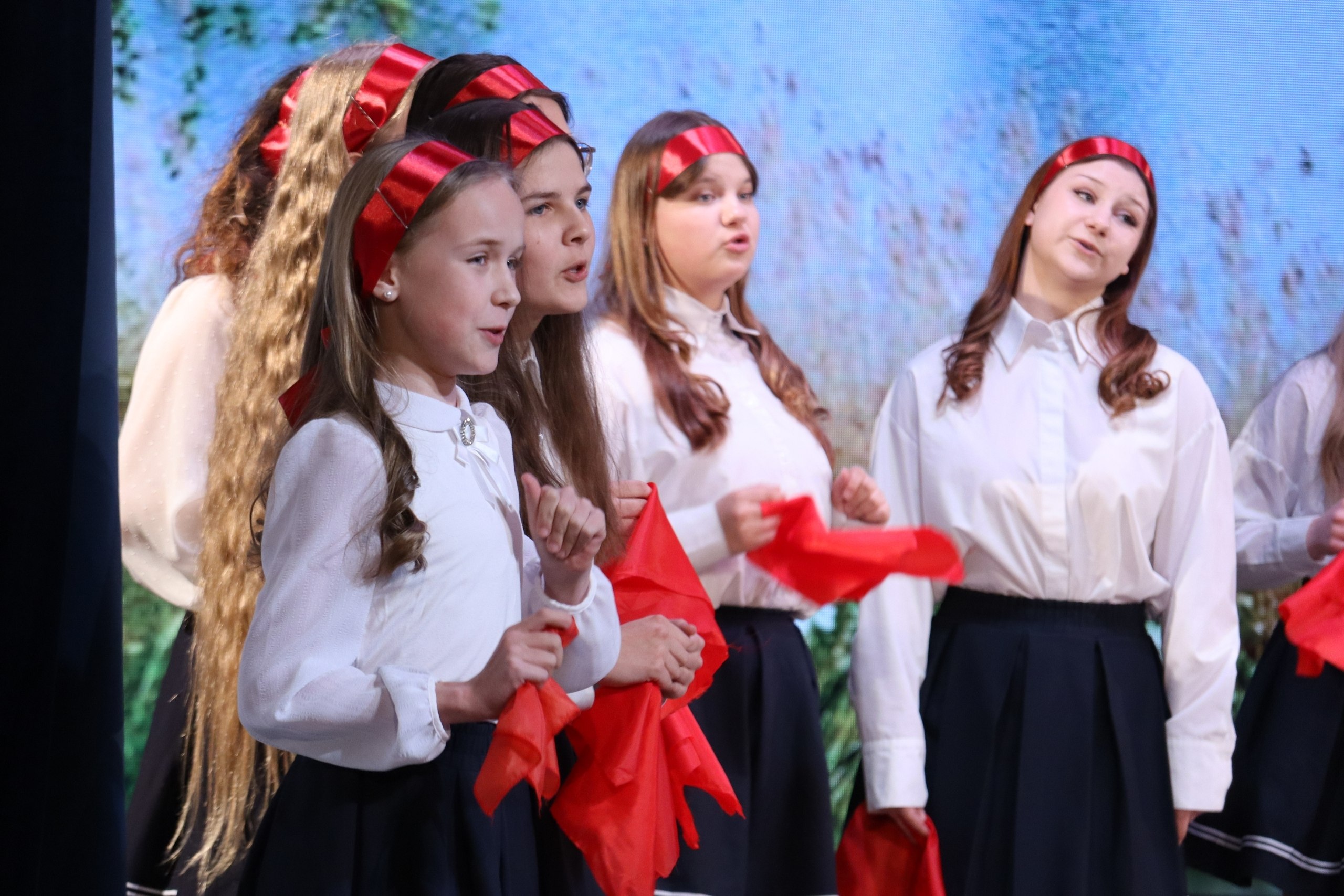 В культурном центре «Соломбала-Арт» состоялся творческий концерт-презентация «Зажигая звёзды»!