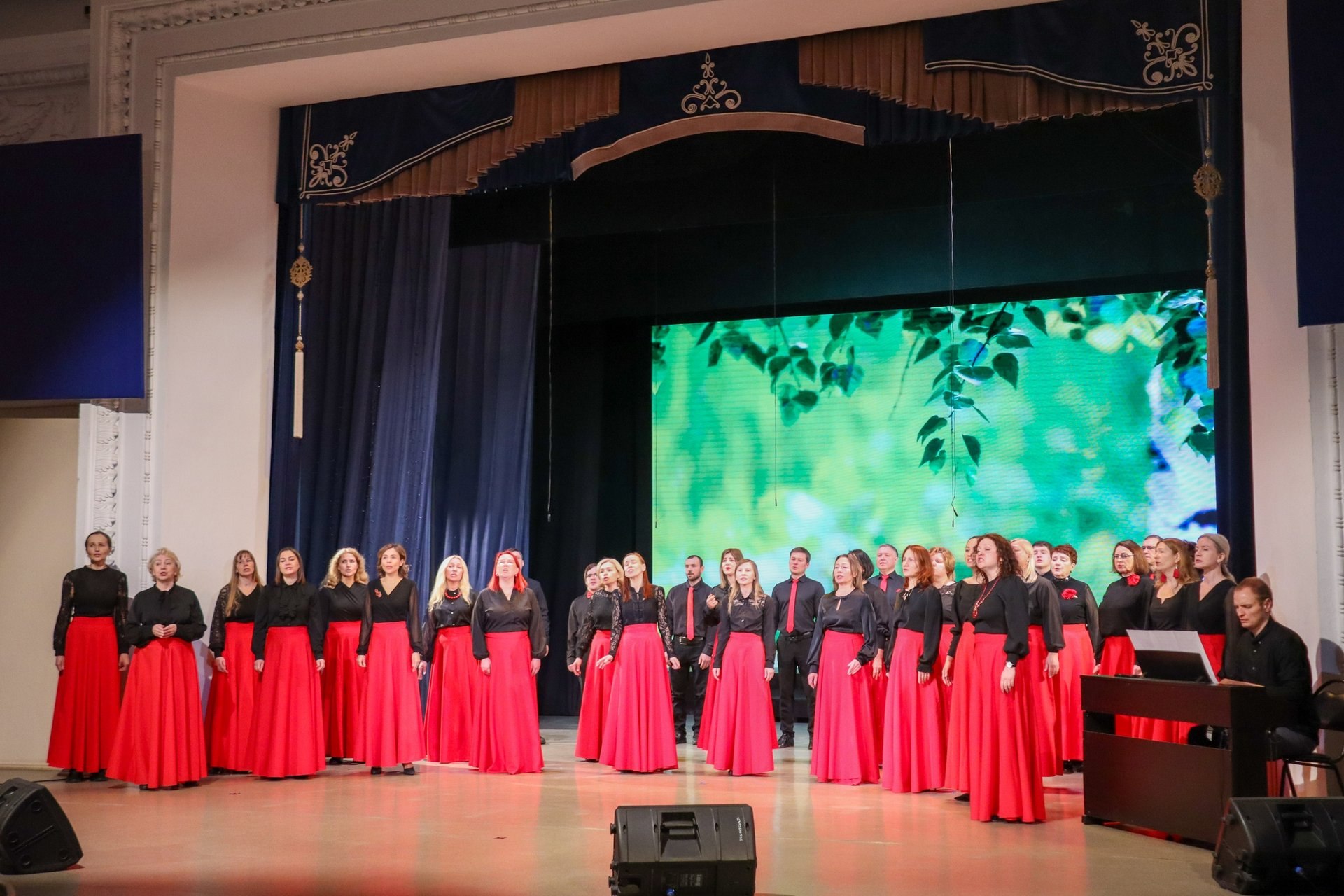 «И будет месяц май». культурном центре «Соломбала-Арт» прошёл отборочный тур XI народного фестиваля «Архангельск поёт о Победе» «И будет месяц май». культурном центре «Соломбала-Арт» прошёл отборочный тур XI народного фестиваля «Архангельск поёт о Победе»