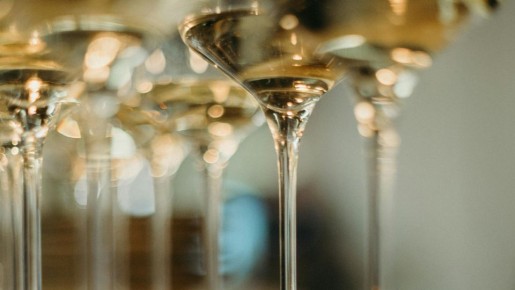 Игристые вина экстра брют: праздник в каждом бокале