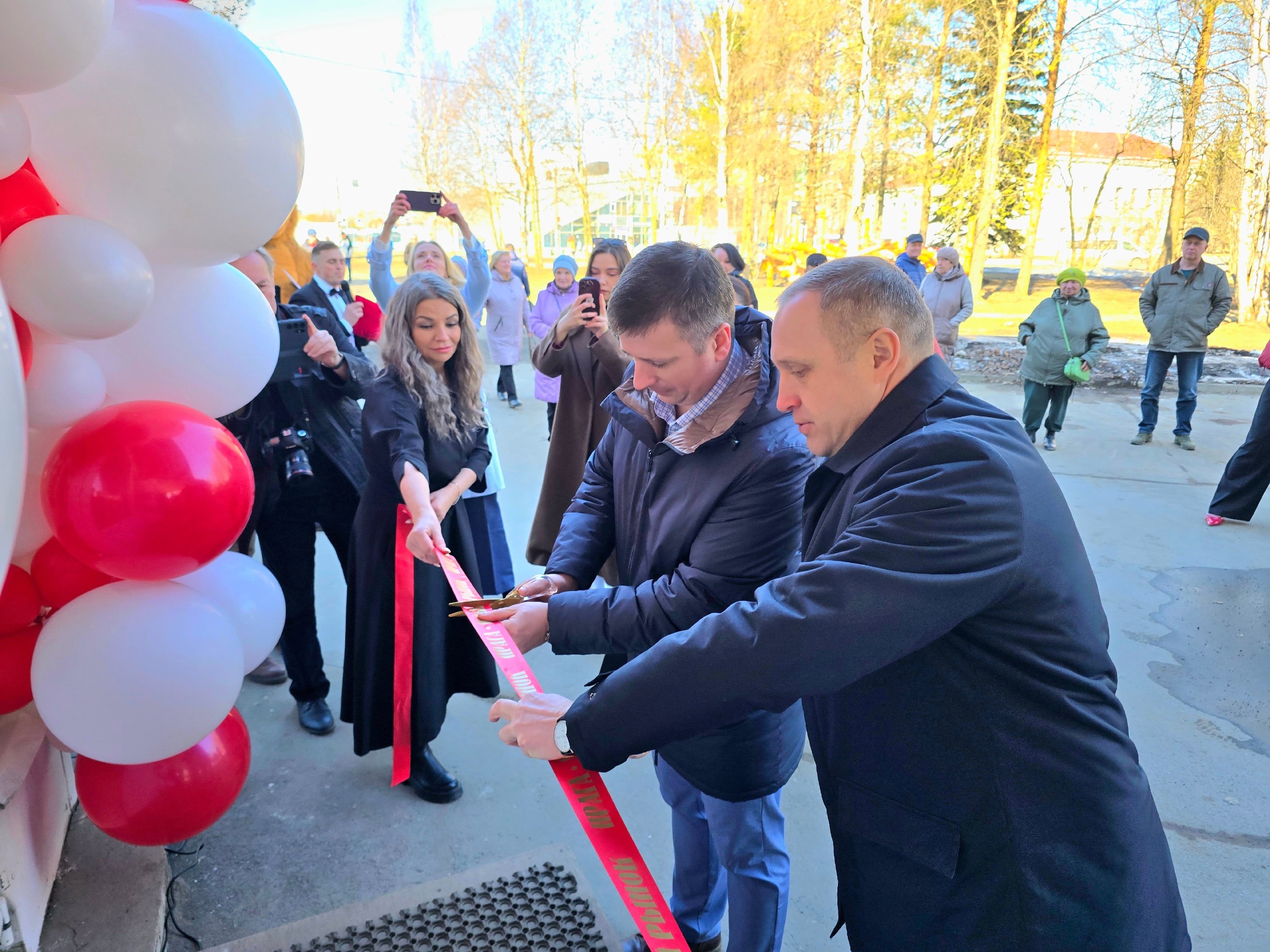 В Архангельске состоялось официальное открытие нового рынка В Архангельске состоялось официальное открытие нового рынка