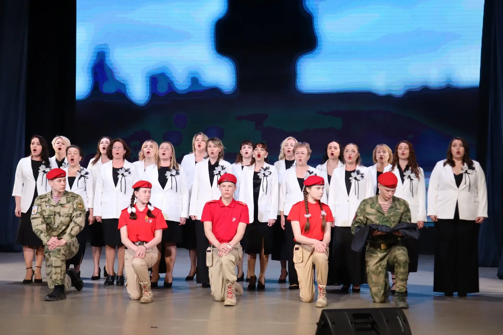 «И будет месяц май». культурном центре «Соломбала-Арт» прошёл отборочный тур XI народного фестиваля «Архангельск поёт о Победе» «И будет месяц май». культурном центре «Соломбала-Арт» прошёл отборочный тур XI народного фестиваля «Архангельск поёт о Победе»