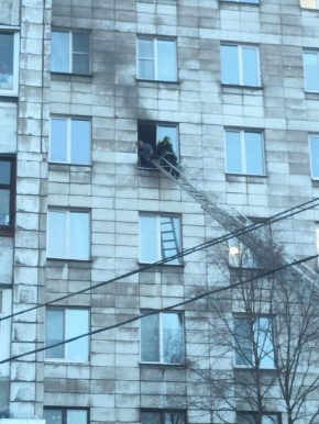 Пожар на проспекте Дзержинского в Архангельске