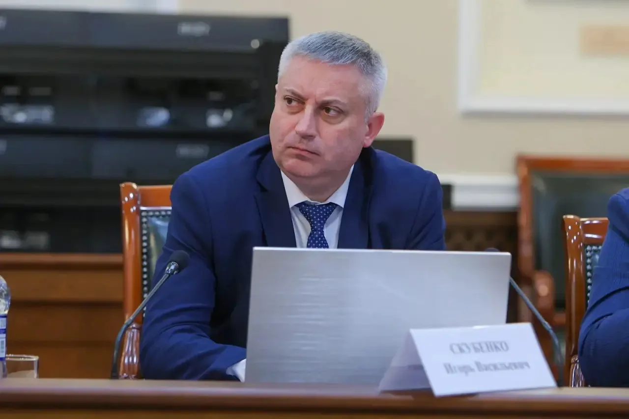 Александр Цыбульский: На заседании президиума межведомственной комиссии по поддержке участников СВО и их семей подробно обсудили, как работает система поддержки военнослужащих в части их трудоустройства, социальной адаптации... Александр Цыбульский: На заседании президиума межведомственной комиссии по поддержке участников СВО и их семей подробно обсудили, как работает система поддержки военнослужащих в части их трудоустройства, социальной адаптации...