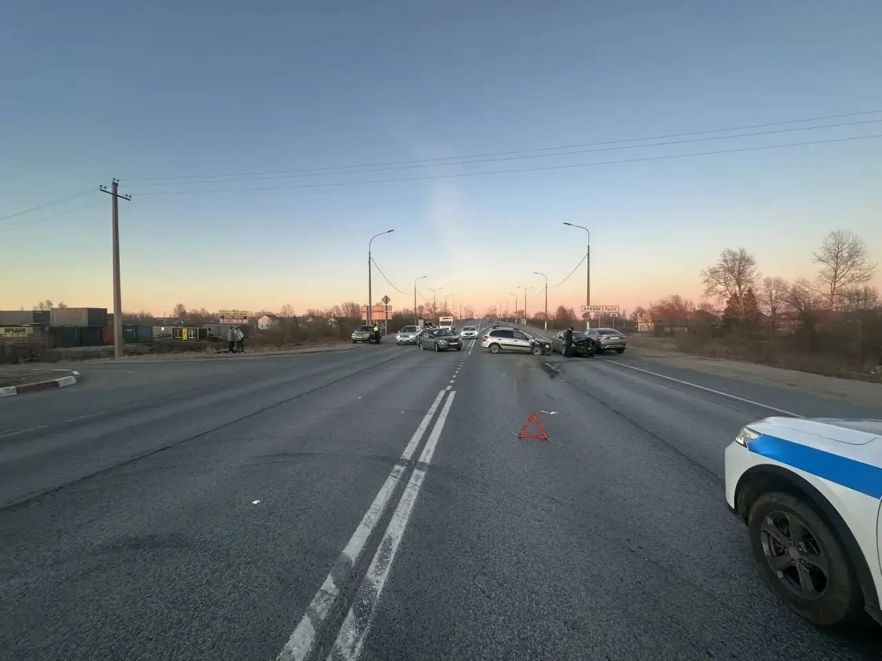 В Приморском округе Архангельской области произошло ДТП с участием трех автомобилей, пострадал ребенок В Приморском округе Архангельской области произошло ДТП с участием трех автомобилей, пострадал ребенок