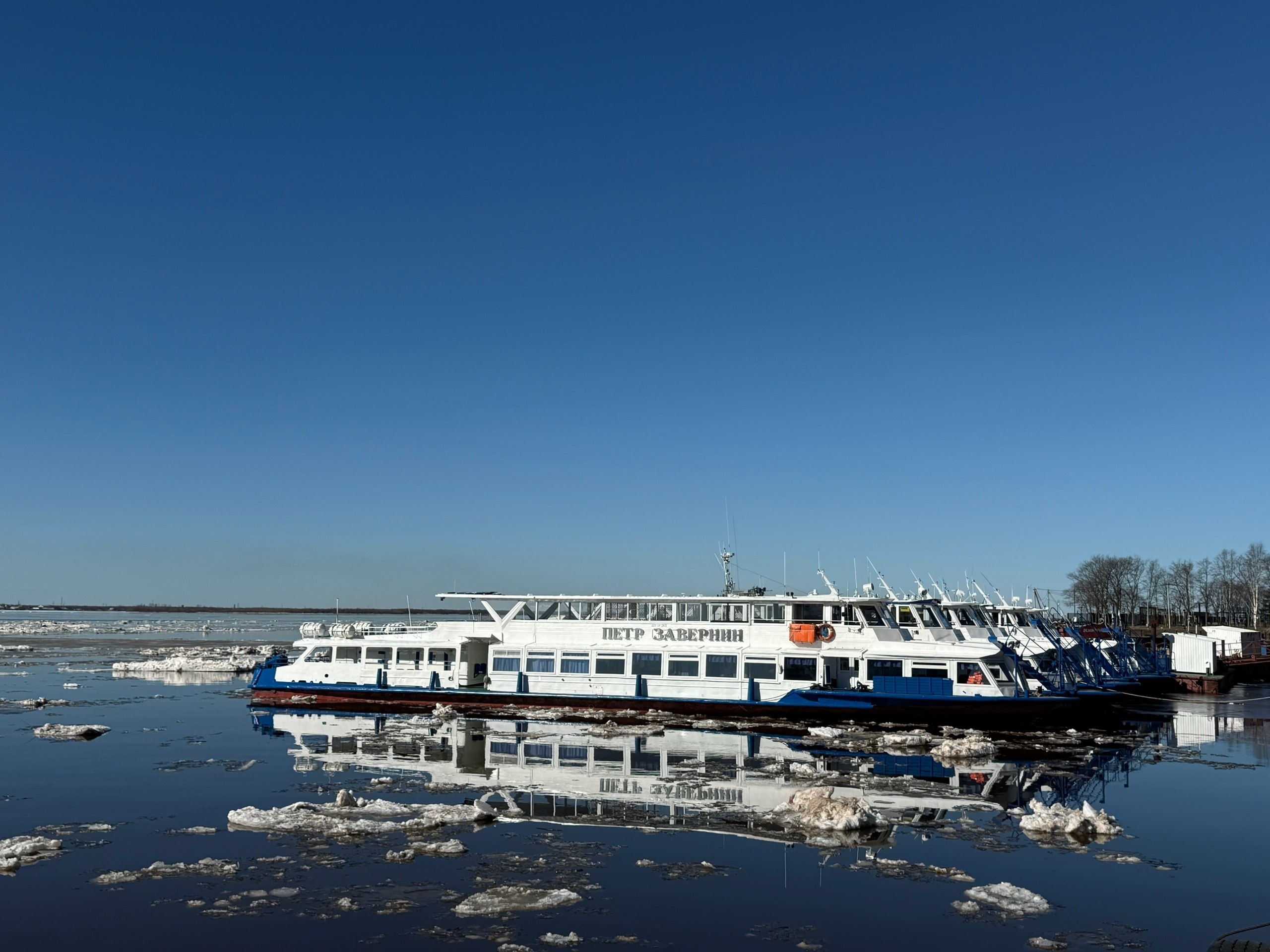 15 апреля в столице Поморья стартовала летняя навигация – на речные линии вышли теплоходы 15 апреля в столице Поморья стартовала летняя навигация – на речные линии вышли теплоходы