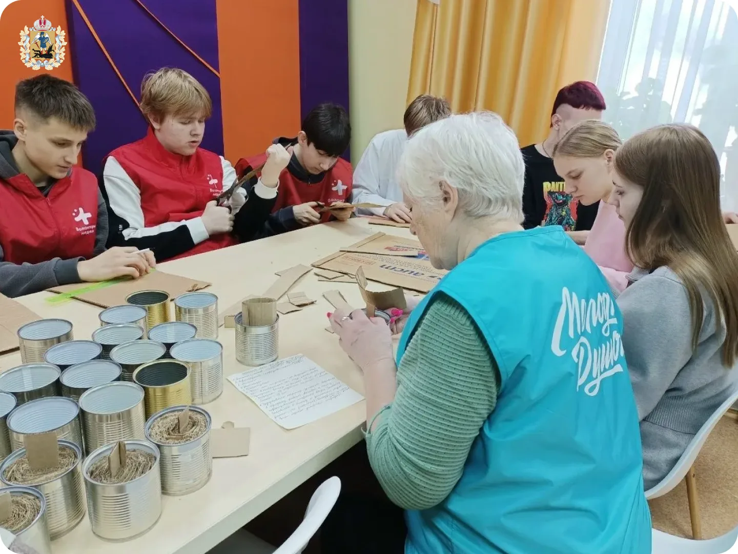 Посылки, письма и маскировочные сети: жители Поморья продолжают поддерживать бойцов СВО Посылки, письма и маскировочные сети: жители Поморья продолжают поддерживать бойцов СВО