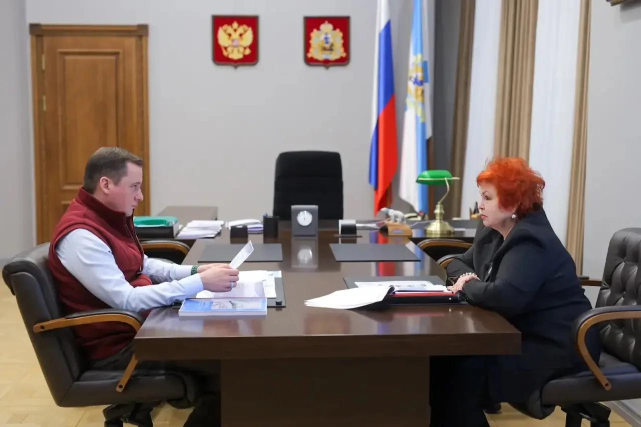 Александр Цыбульский: Сегодняшняя встреча с уполномоченным по правам человека в Архангельской области Любовью Анисимовой посвящена итогам работы правозащитного института за 2025 год
