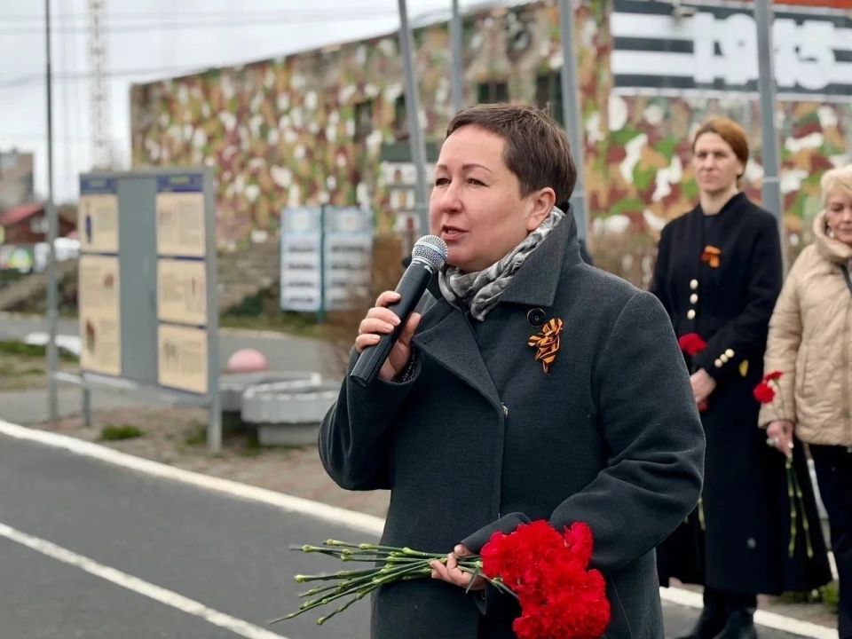 В Архангельской школе запустили новую патриотическую традицию В Архангельской школе запустили новую патриотическую традицию