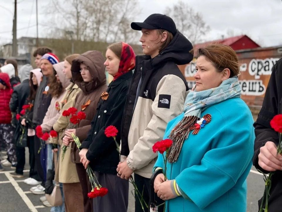 В Архангельской школе запустили новую патриотическую традицию В Архангельской школе запустили новую патриотическую традицию