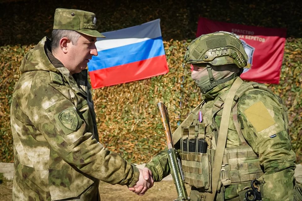 В Архангельске росгвардейцы-участники СВО награждены государственными наградами В Архангельске росгвардейцы-участники СВО награждены государственными наградами