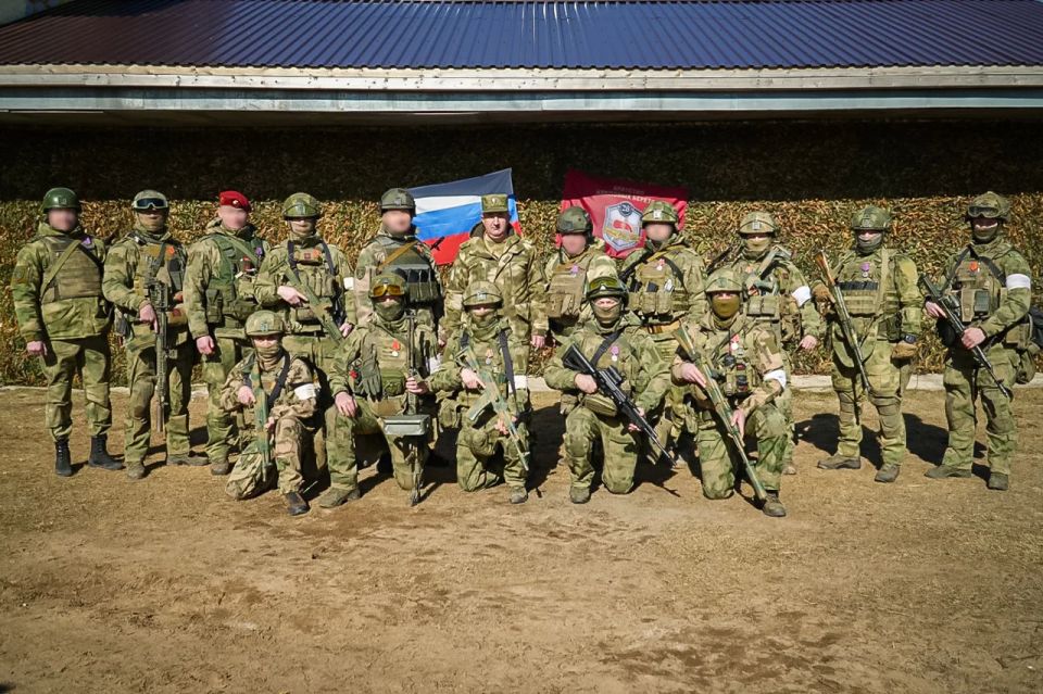 В Архангельске росгвардейцы-участники СВО награждены государственными наградами В Архангельске росгвардейцы-участники СВО награждены государственными наградами