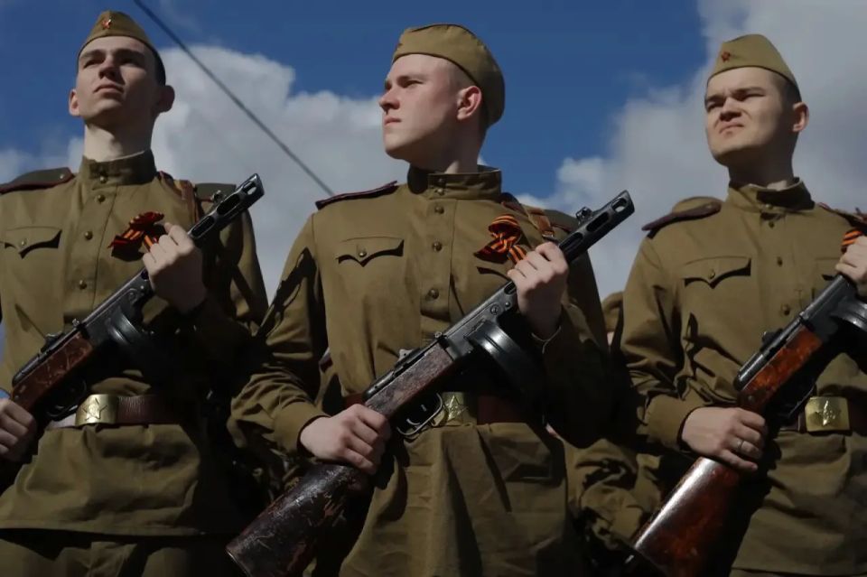 Александр Цыбульский: К проведению торжеств в честь Дня Победы в Архангельске все готово Александр Цыбульский: К проведению торжеств в честь Дня Победы в Архангельске все готово