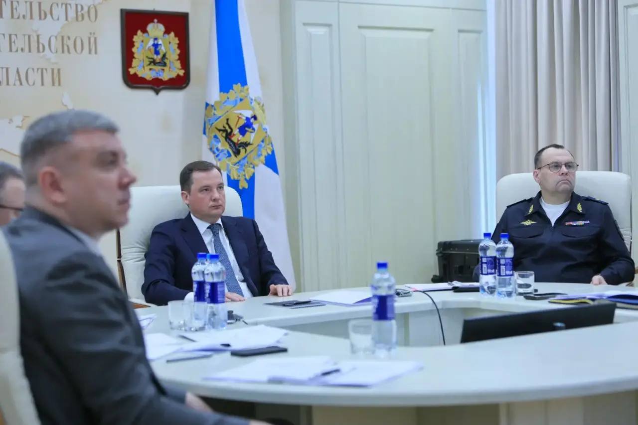 Александр Цыбульский: Сегодня на заседании у полномочного представителя Президента РФ в СЗФО Игоря Рудени с участием Министра просвещения России Сергея Кравцова обсуждали важную и сложную тему современной действительности –... Александр Цыбульский: Сегодня на заседании у полномочного представителя Президента РФ в СЗФО Игоря Рудени с участием Министра просвещения России Сергея Кравцова обсуждали важную и сложную тему современной действительности –...