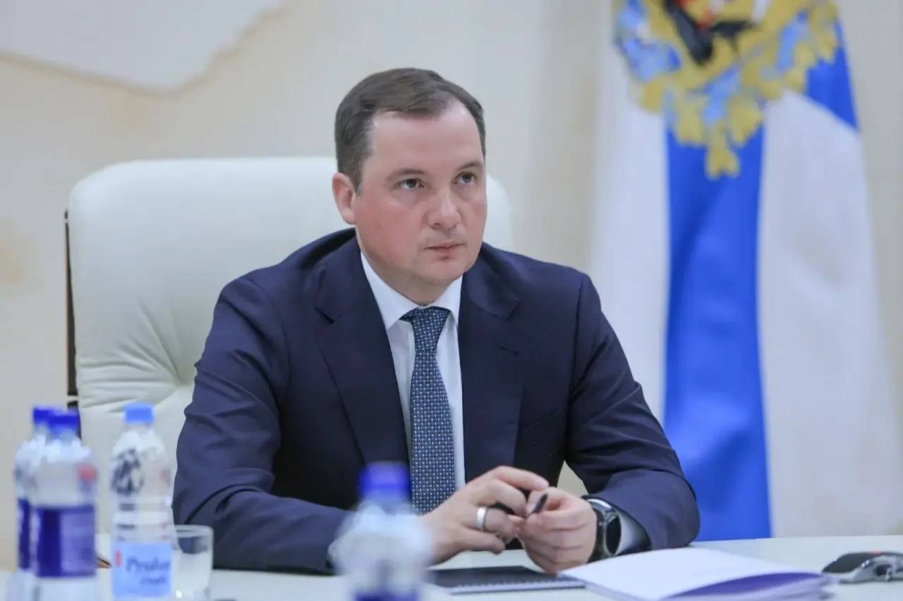 Александр Цыбульский: Сегодня на заседании у полномочного представителя Президента РФ в СЗФО Игоря Рудени с участием Министра просвещения России Сергея Кравцова обсуждали важную и сложную тему современной действительности –... Александр Цыбульский: Сегодня на заседании у полномочного представителя Президента РФ в СЗФО Игоря Рудени с участием Министра просвещения России Сергея Кравцова обсуждали важную и сложную тему современной действительности –...