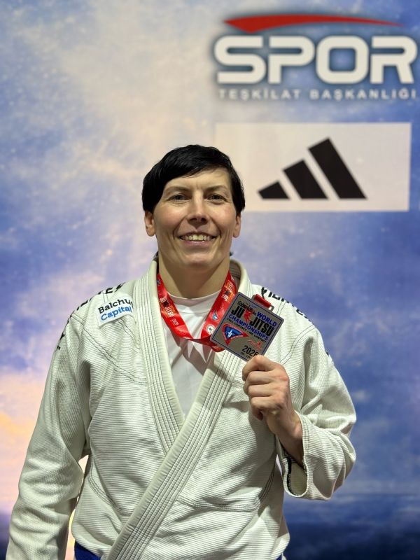 Александра Иванова — серебряный призёр чемпионата мира по джиу-джитсу