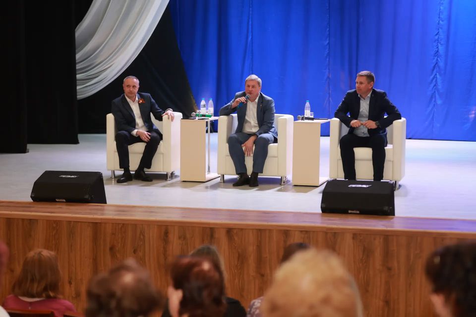 Летняя серия встреч с жителями началась с Северного округа Летняя серия встреч с жителями началась с Северного округа