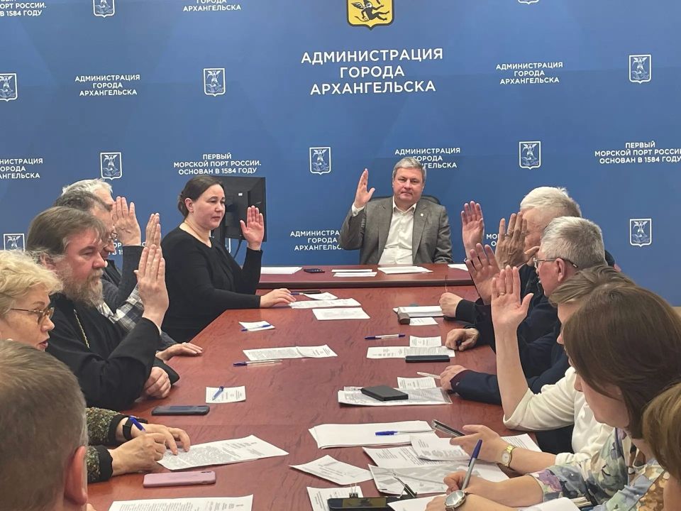 Память в названиях: в Архангельске появятся остановки «Колледж имени Розинга» и «Площадь памяти»