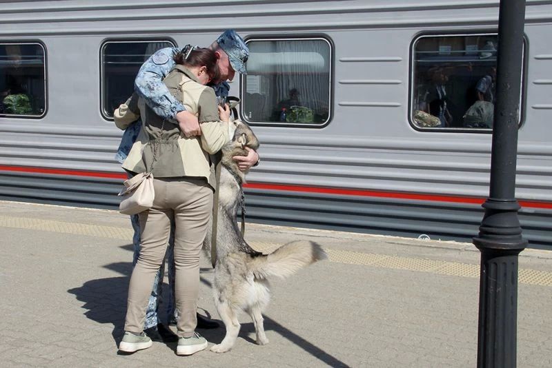 Сотрудники сводного отряда УМВД России по Архангельской области вернулись из длительной командировки Сотрудники сводного отряда УМВД России по Архангельской области вернулись из длительной командировки