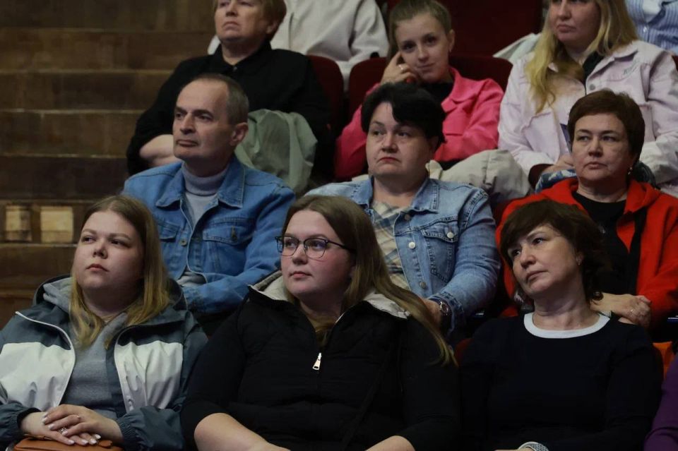 Продолжаем летнюю серию встреч с архангелогородцами Продолжаем летнюю серию встреч с архангелогородцами