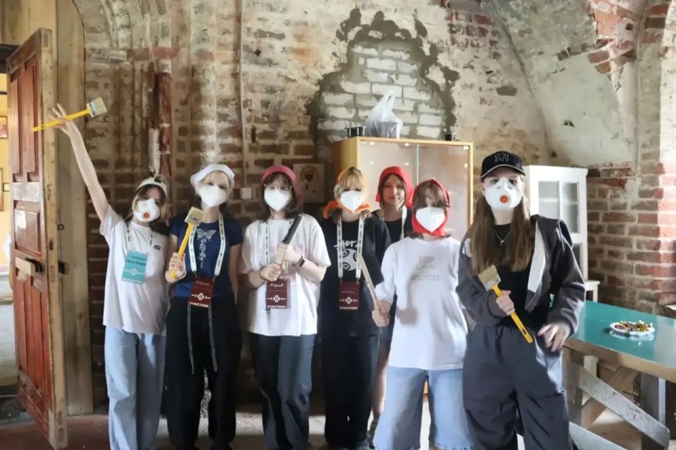 Александр Цыбульский: В Коряжме прошла Школа наследия волонтеров культуры, объединившая более 90 добровольцев из Архангельской области и Республики Коми. Александр Цыбульский: В Коряжме прошла Школа наследия волонтеров культуры, объединившая более 90 добровольцев из Архангельской области и Республики Коми.