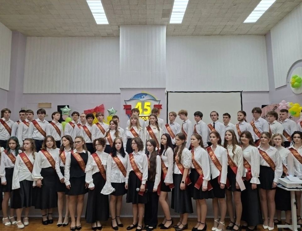 В Архангельске прозвенели последние звонки! В Архангельске прозвенели последние звонки!
