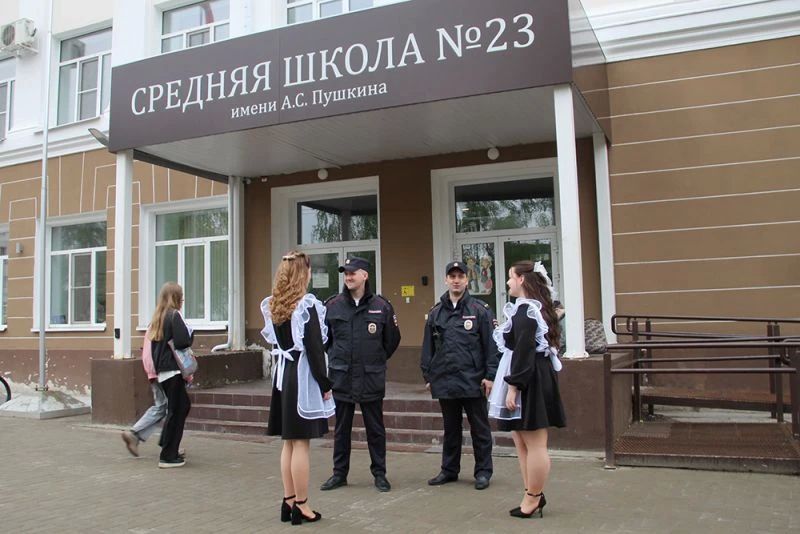 В этом году «Последний звонок» прозвенел более чем для 18 тысяч учеников Архангельской области В этом году «Последний звонок» прозвенел более чем для 18 тысяч учеников Архангельской области